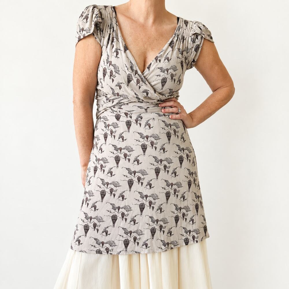 Y2K Leifnotes Anthropologie Novelty print Dress Size Small Taupe Vintage Anthro